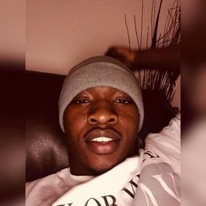 Meet your Posher, Emmanuel